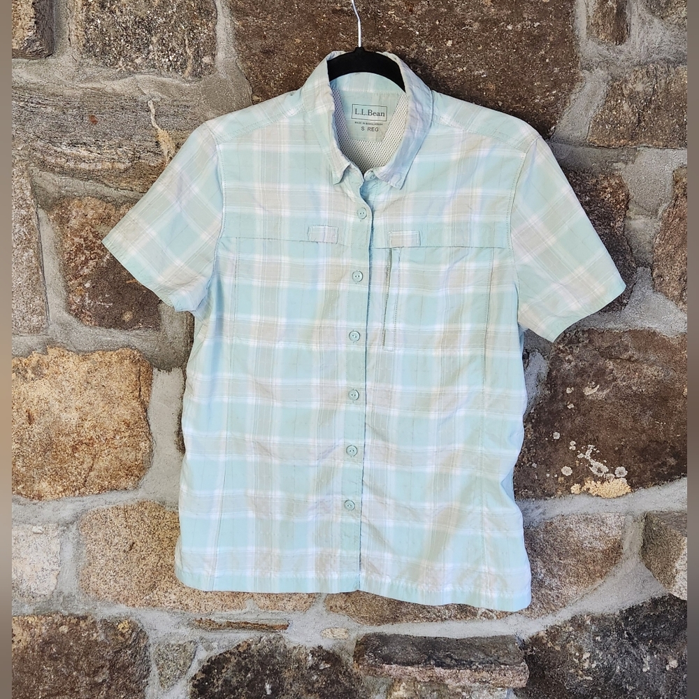 LL Bean Short Sleeve Green Plaid Vented Fishing Shirt Women's Size Small Reg